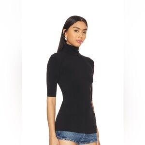 Norma Kamali - Slim Fit Short Sleeve Turtleneck